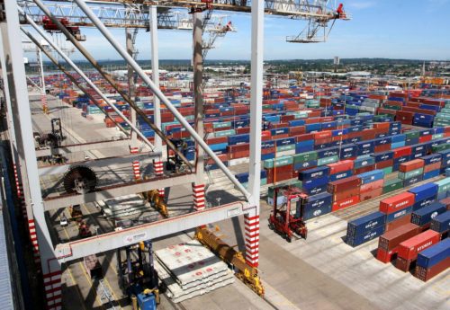 Southampton First Port to Cut Net Carbon Emissions by 55%, as DP World reports by Shipping Telegraph