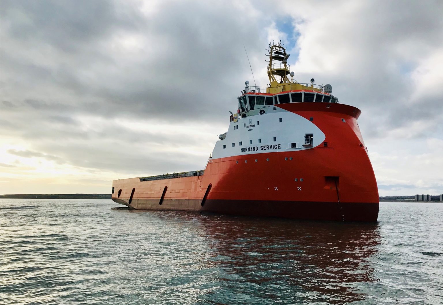 Solstad Offshore Exits from PSV Segment with $577m Sale of 37 Vessels to Tidewater by Shipping Telegraph