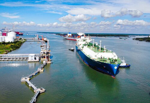 Angelicoussis Group Maran Gas ship delivers first LNG cargo for Vietnam