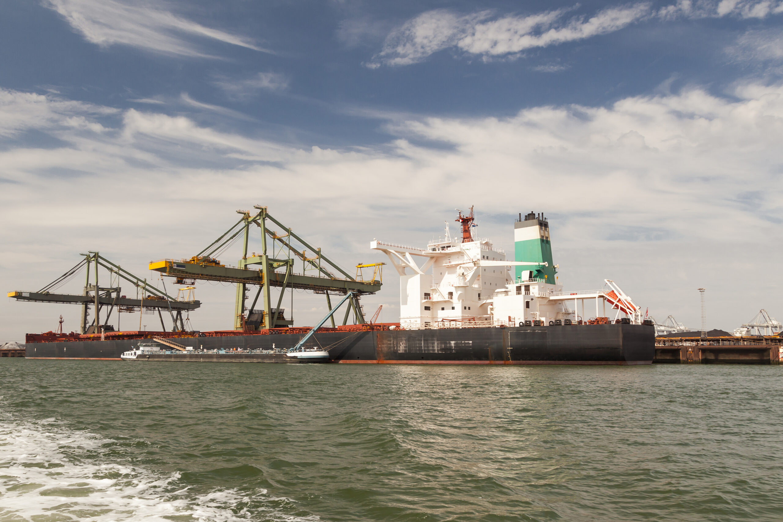 Bunkering operation of a capesize bulker