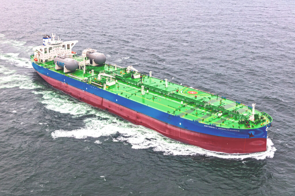 Angelicoussis LNG-Fueled VLCC Recognized for Environmental Performance