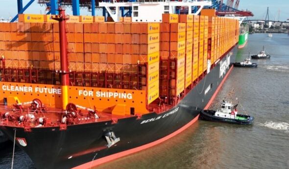 Hapag-Lloyd new containership arrives first time at Hamburg port