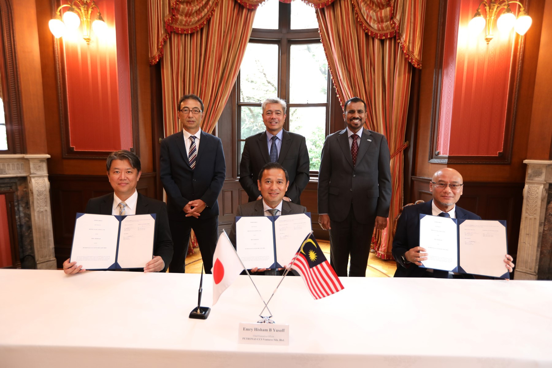 Petronas, MOL and MISC to Jointly Develop LCO2 Carriers for CCS Projects