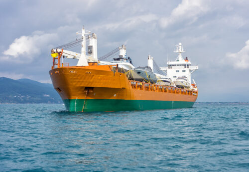 MPP vessel with deck cargo of yachts