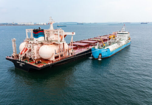 FueLNG wraps ups 100th Ship-to-Ship LNG bunkering operation