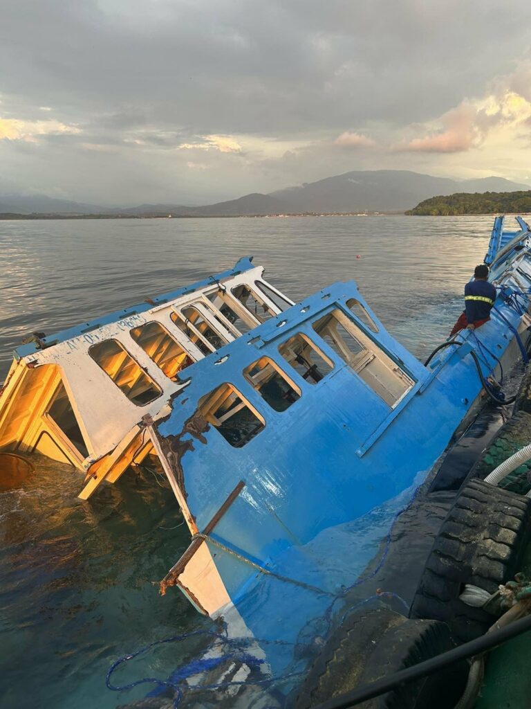 Philippine Recovers Capsized Wreck and Identifies Tanker Responsible for Collision