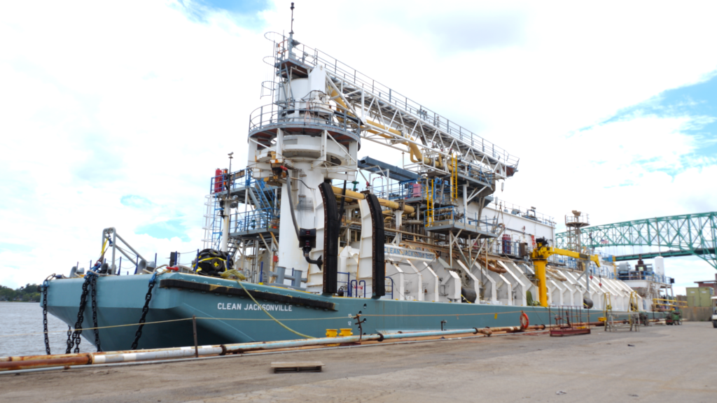 LNG barge Clean Jacksonville