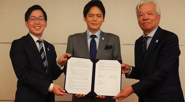 Maersk Signs Methanol Bunkering MoU Deal with City of Yokohama
