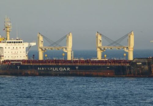 Spanish Navy tracks alleged Somali-pirate hijacked vessel Ruen