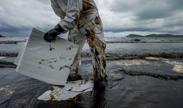 Brazil Investigates Alleged Oil Spill From Panama-Flagged Tanker