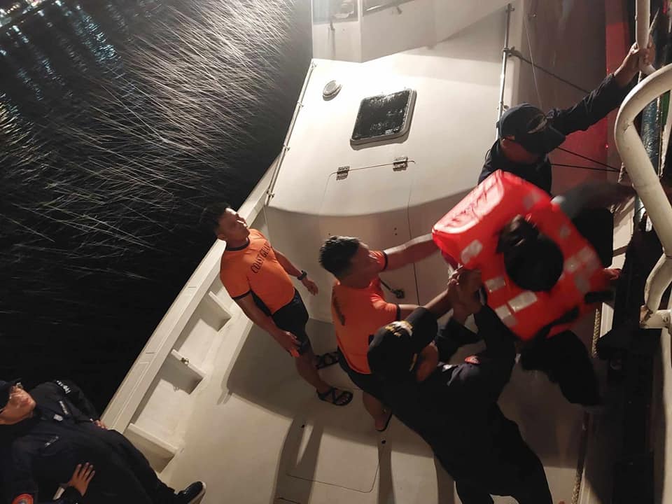 Fastcat vessel suffers anchor malfunction, 85 passengers onboard
