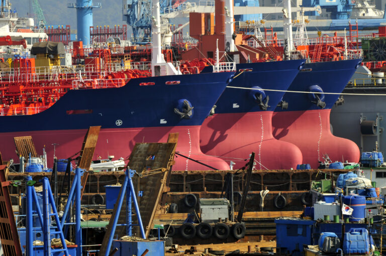 Three newbuilt tankers in South Korean shipyard