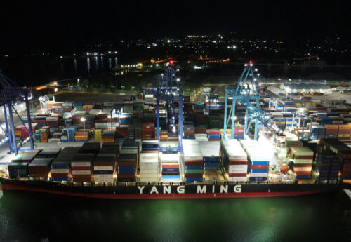 APM Terminals with LED light