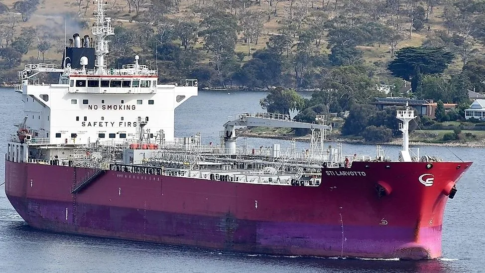 Scorpio Tankers offloads pair of MR tankers for $36.15mln