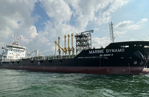 Chevron charters first hybrid fuelling barge in Singapore