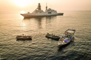 Shots fired after suspicious piracy approach East Gulf of Aden