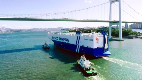 COSCO’s 7,500 CEU LNG dual-fuel RoRo begins maiden voyage