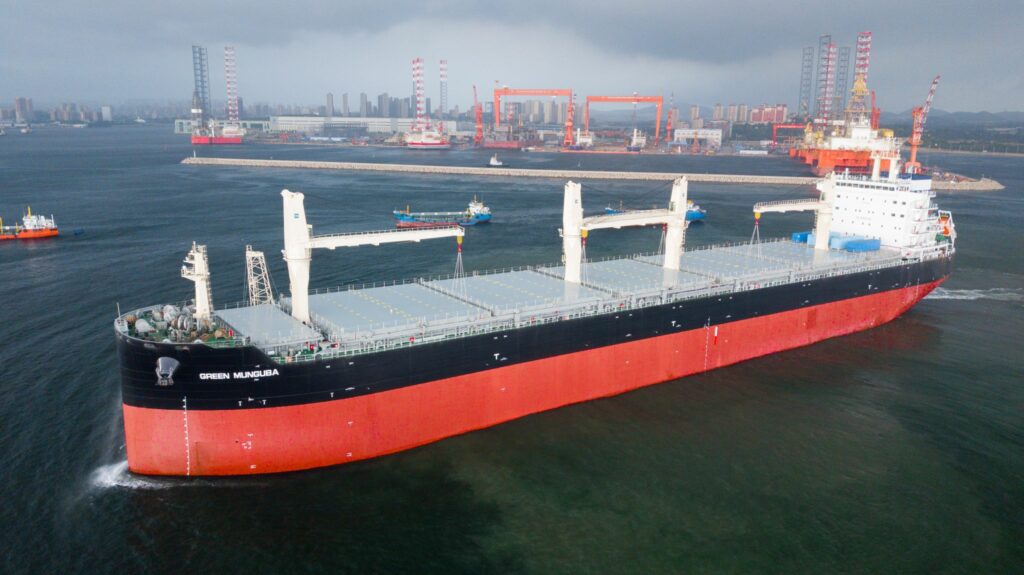 Maiden China-South Africa voyage for large pulp-ship