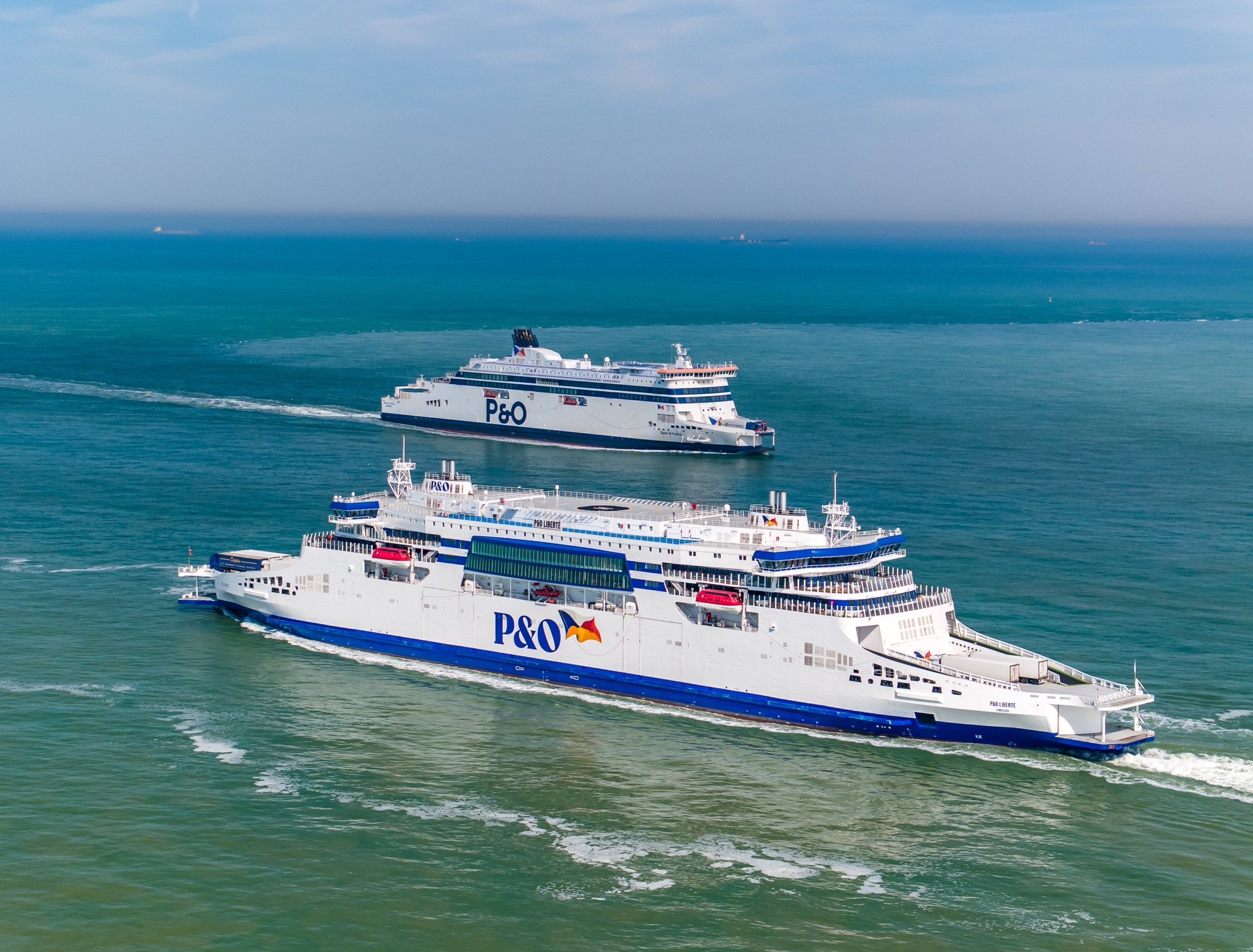 P&O Ferries boosts North Sea Freight Capacity with long-term new charters