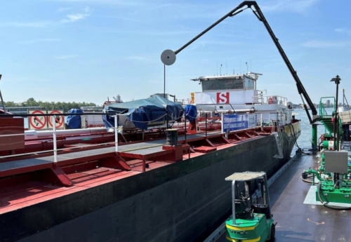 Stolt Tankers barge moves to 100% renewable fuel