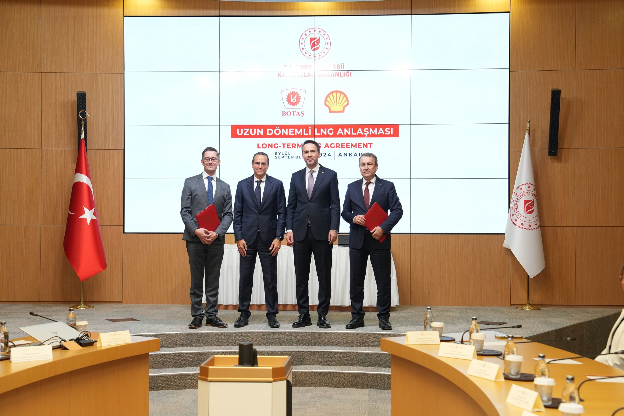 BOTAŞ And Shell Sign Ten-Year LNG Supply Contract