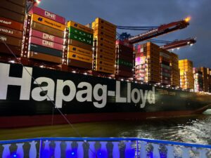 Hapag Lloyd vessel at Hamburg 29.10.24