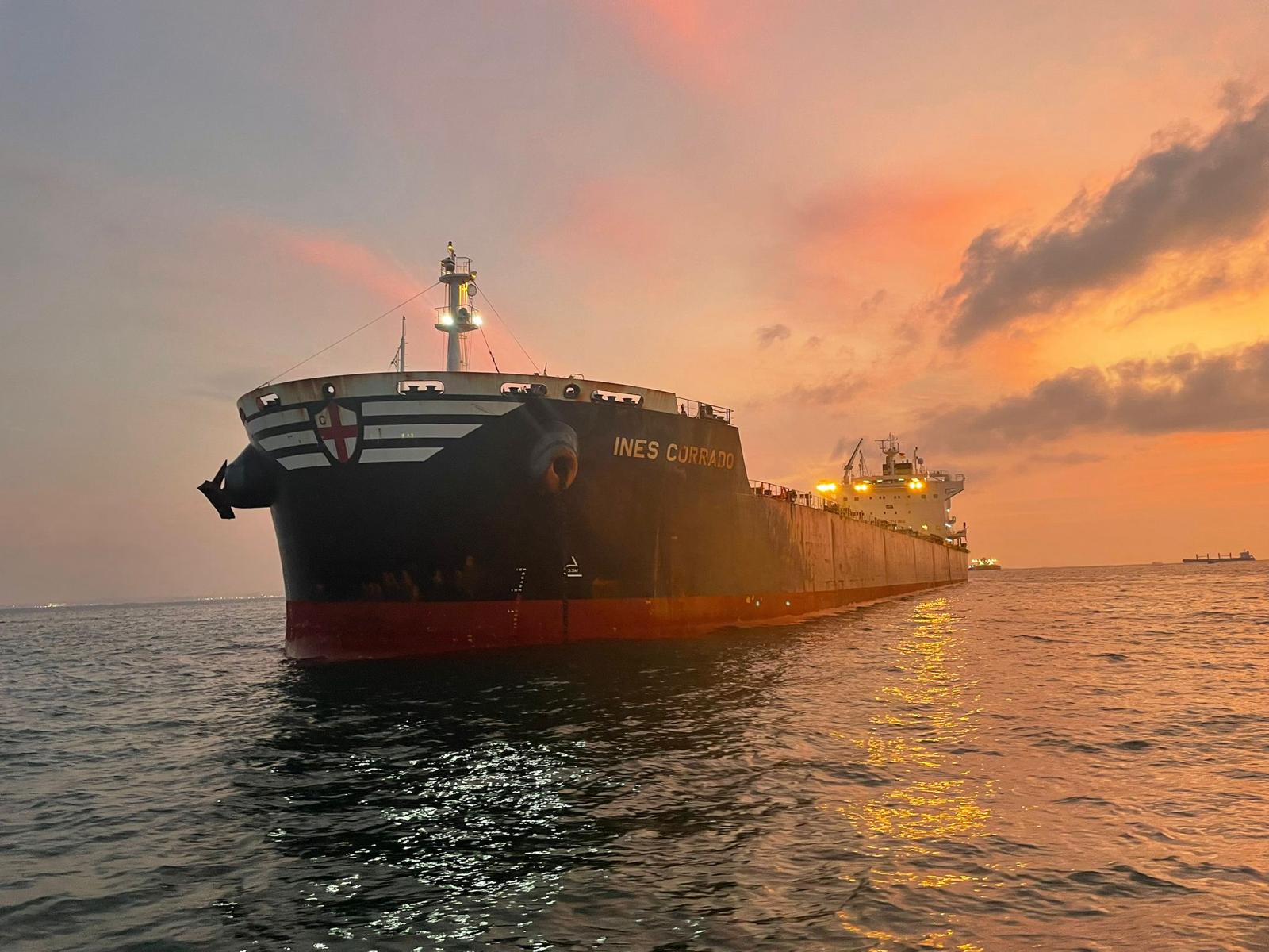 Oil Spill occurs off Changi during Bunkering, Malaysia alerted