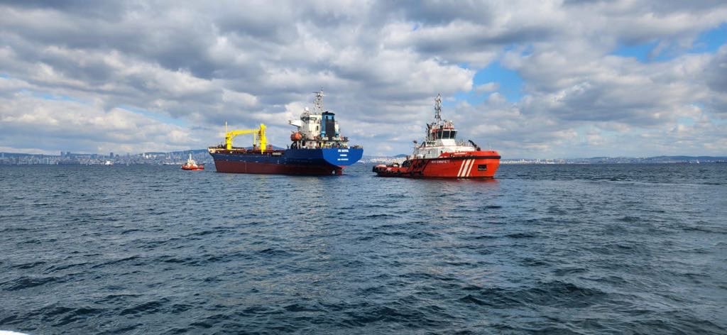 Fire on cargo ship off Sedef Island in Sea of Marmara