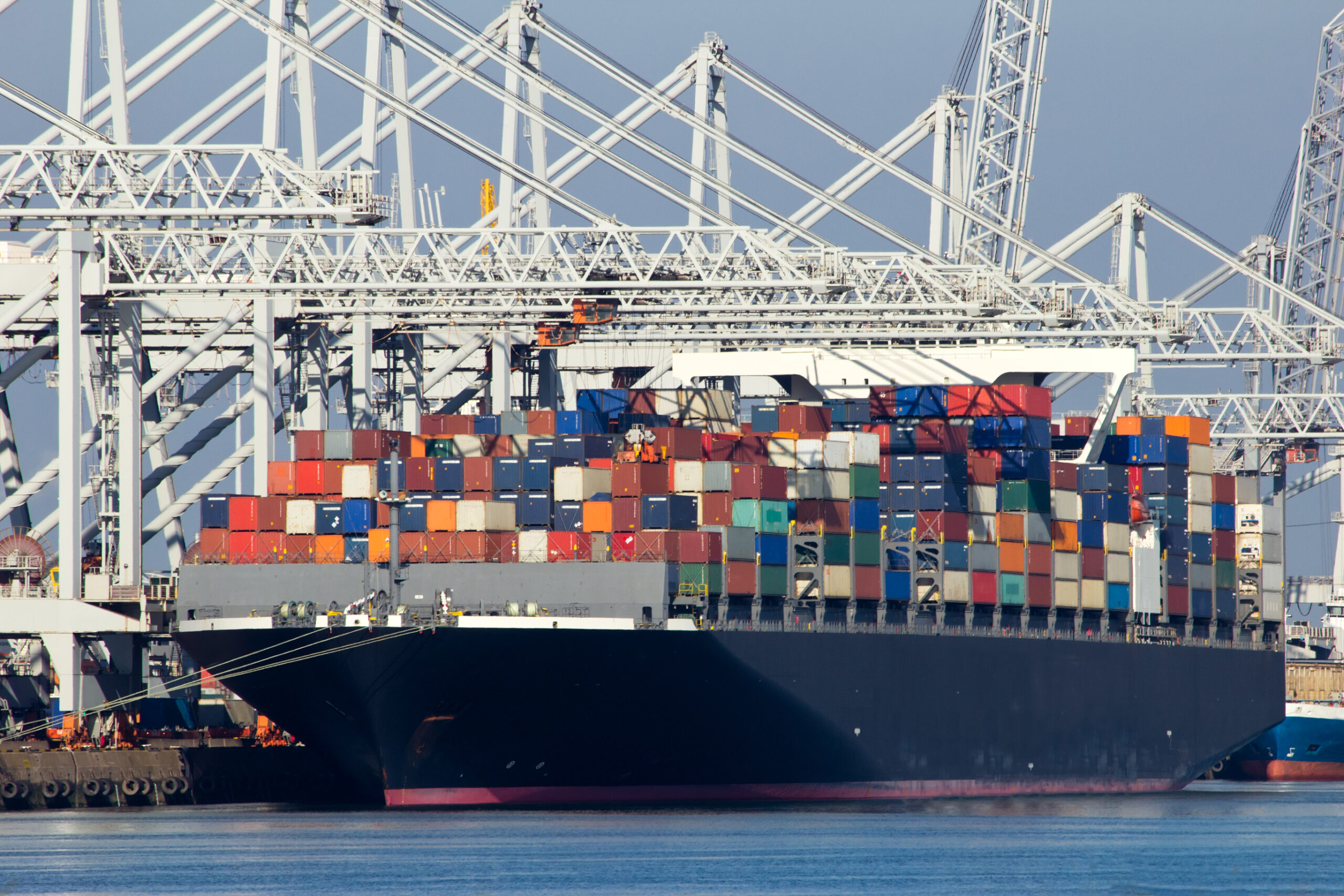 T&E calls to sail slower as containerships pollute same as 2018