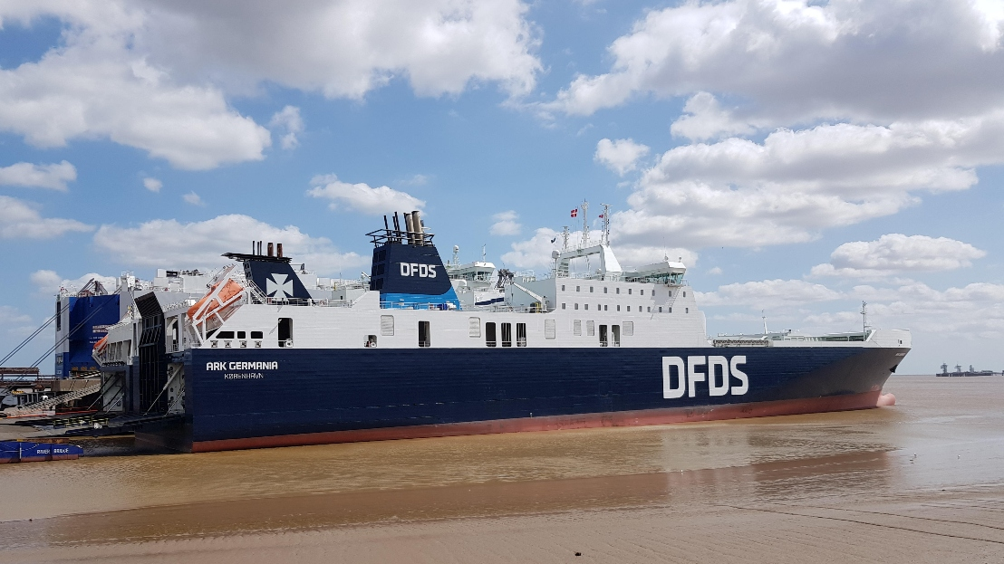 DFDS agrees new terms and buys Ekol Logistics