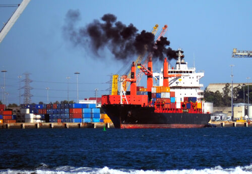 Shipping emissions return to peak 2008 levels, UK study finds