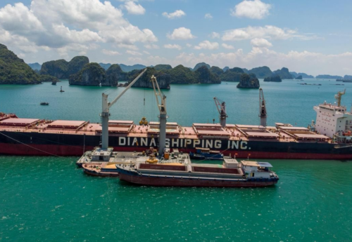 Diana Shipping locks charter deal for 75,403-dwt panamax bulker