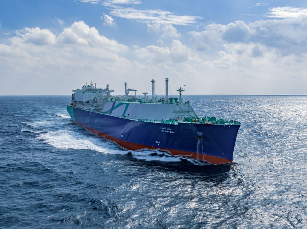 MOL charters newbuild LNG carrier to QatarEnergy Trading