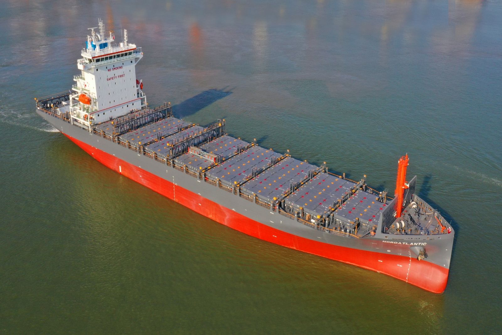 Hapag-Lloyd fleet reaches 300-ship milestone