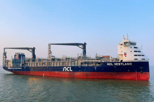 MPC Container Ships secures 15-year charter for newly delivered boxship