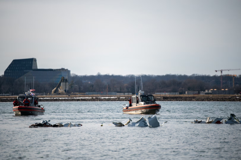 American Airlines jet and military helicopter crash, tragic USCG rescue