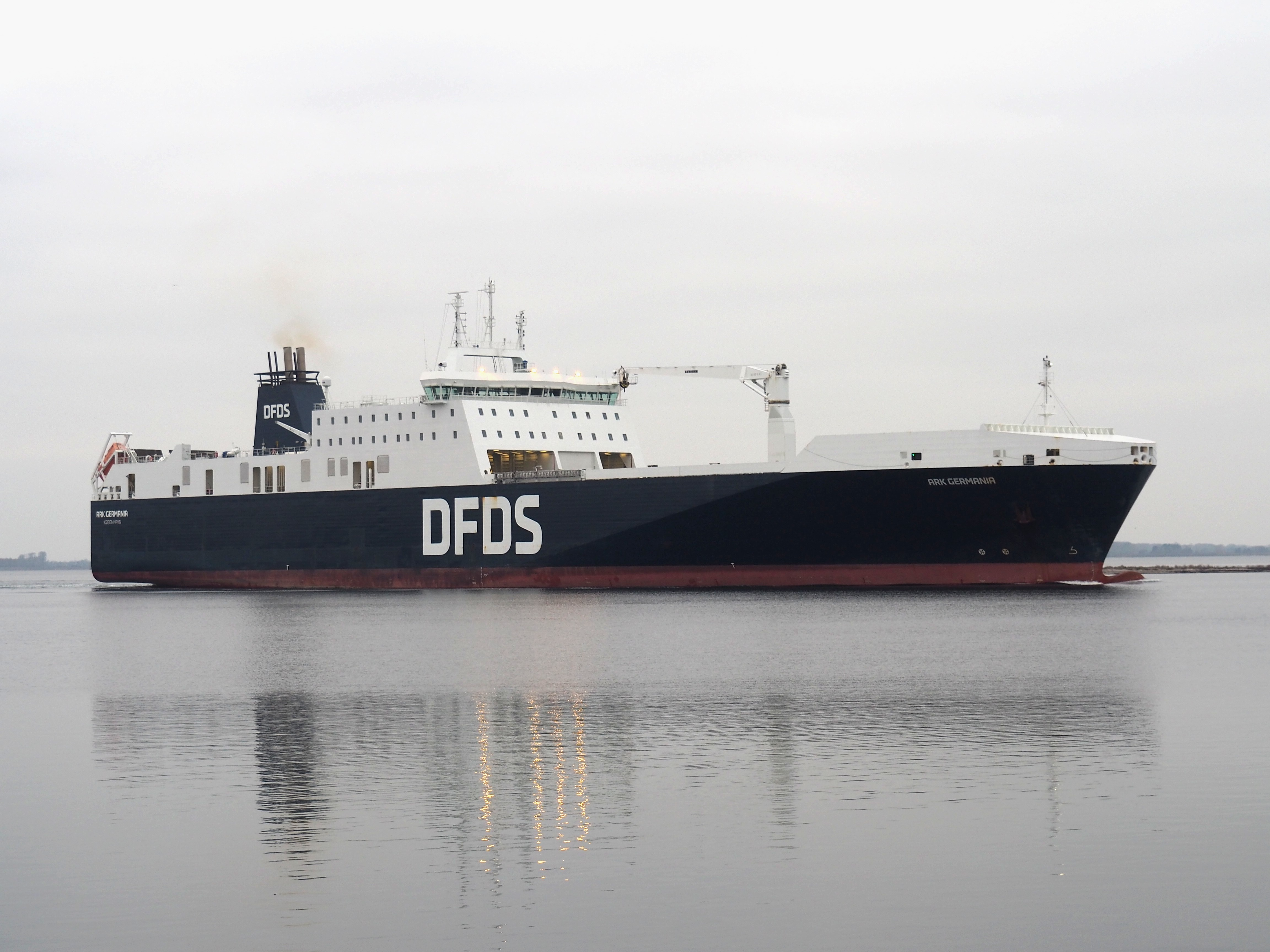 DFDS signs up with Danish Defence for freight ferries services