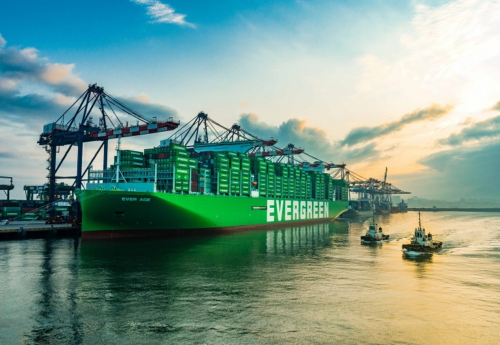 Evergreen places orders for 11 LNG dual-fuel boxships at two shipyards