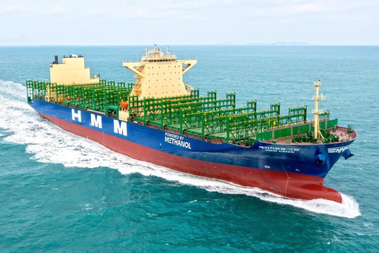 HMM Green container vessel