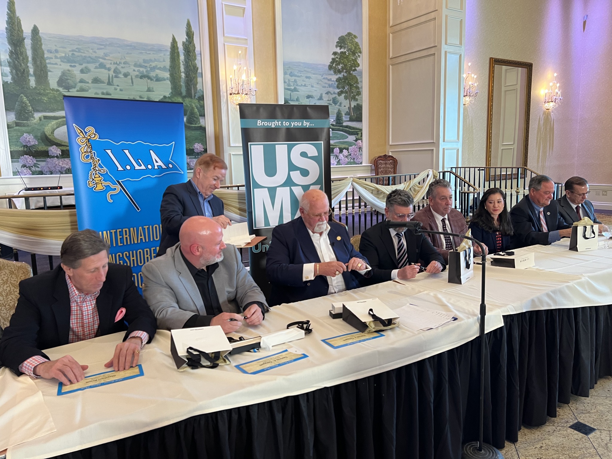 Historic ILA-USMX contract secures stability for Atlantic and Gulf Coasts dockworkers