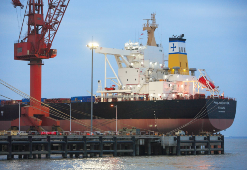 Diana Shipping locks charter deals for newcastlemax and post-panamax