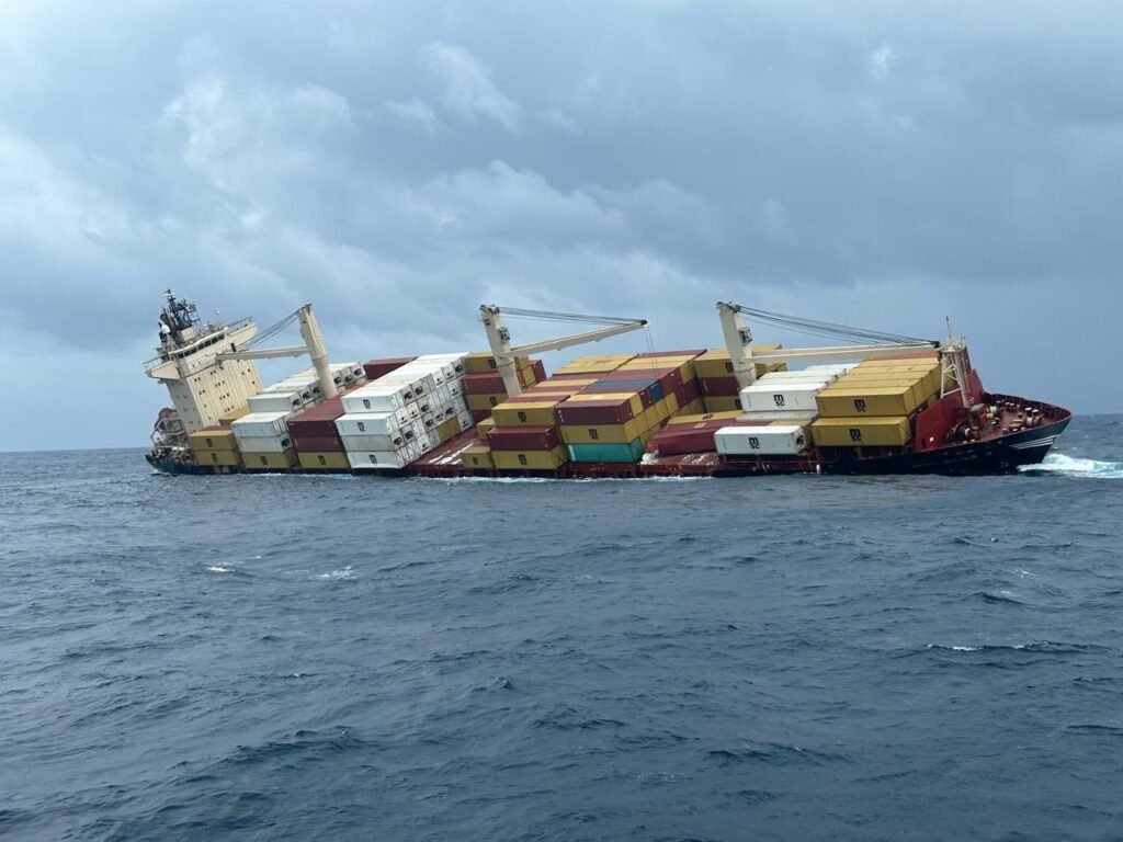Liberian containership sinks off Kochi, 24 crew rescued; Indian Coast Guard: ‘No Oil Spill So Far’