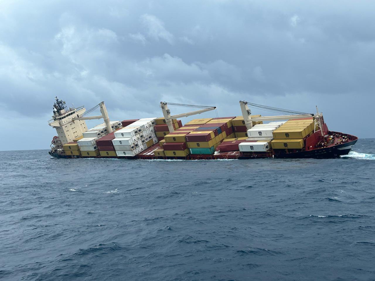 Liberian containership sinks off Kochi, 24 crew rescued; Indian Coast Guard: ‘No Oil Spill So Far’