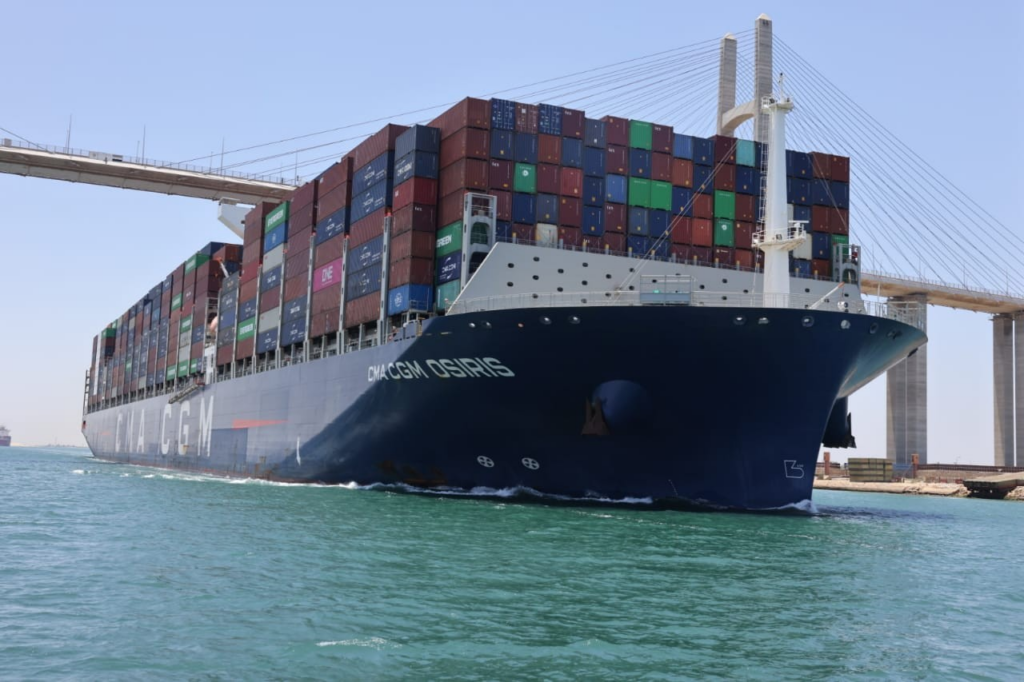 Mega boxships gradually return to Suez Canal after 15 Months