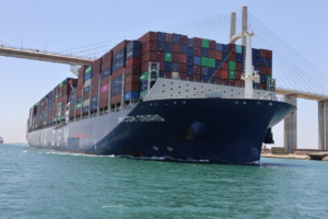 Mega boxships gradually return to Suez Canal after 15 Months