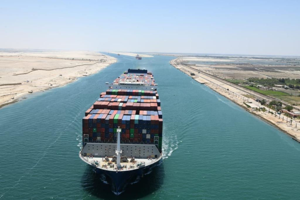 Mega boxships gradually return to Suez Canal after 15 Months
