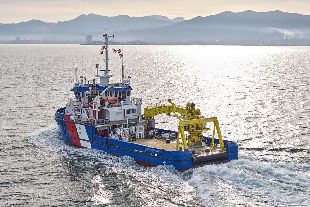FORTH CONSTRUCTOR offshore vessel