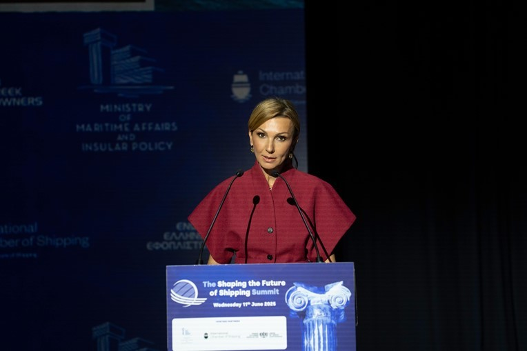 Governments and industry reaffirm commitment to trade, global stability