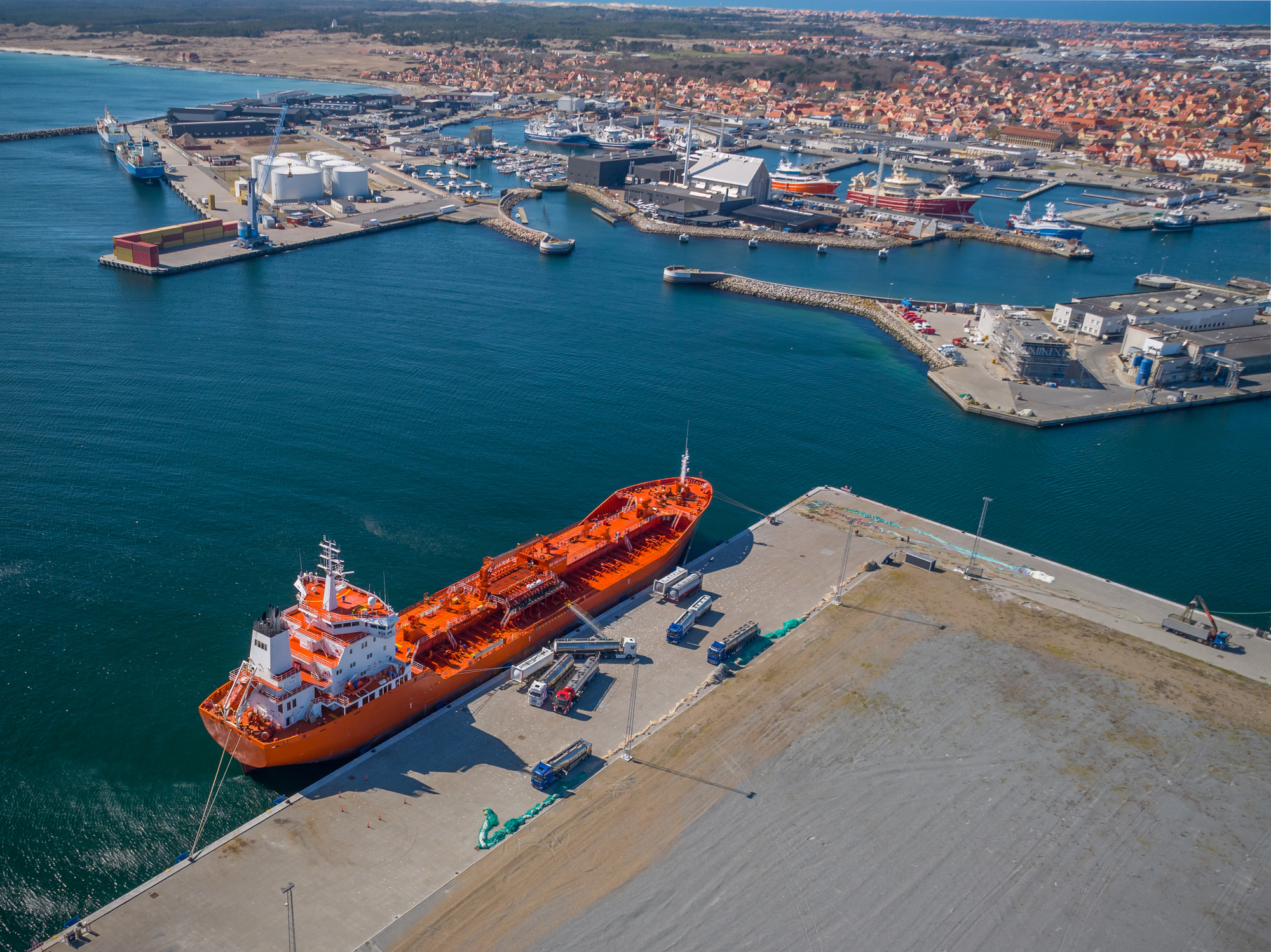 Danish Customs officers fine ship and crew for illegal cigarettes in Skagen