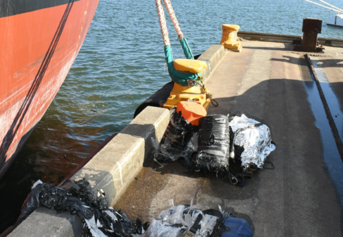 Norwegian diving duo jailed for 10 years each for smuggling drugs in bulker’s sea chest